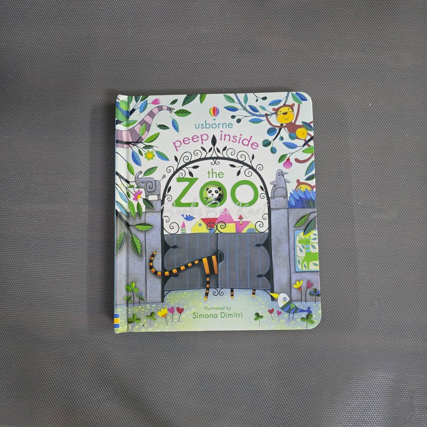 Usborne Peep Inside the Zoo