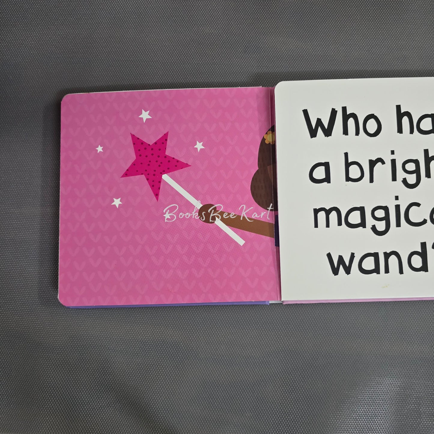 Who am I? Unicorn World Flap Book