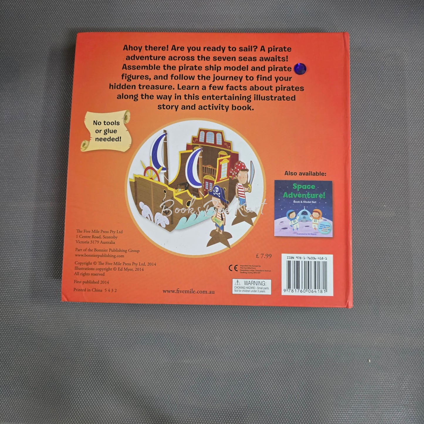 Pirate Adventure Book & Model Set