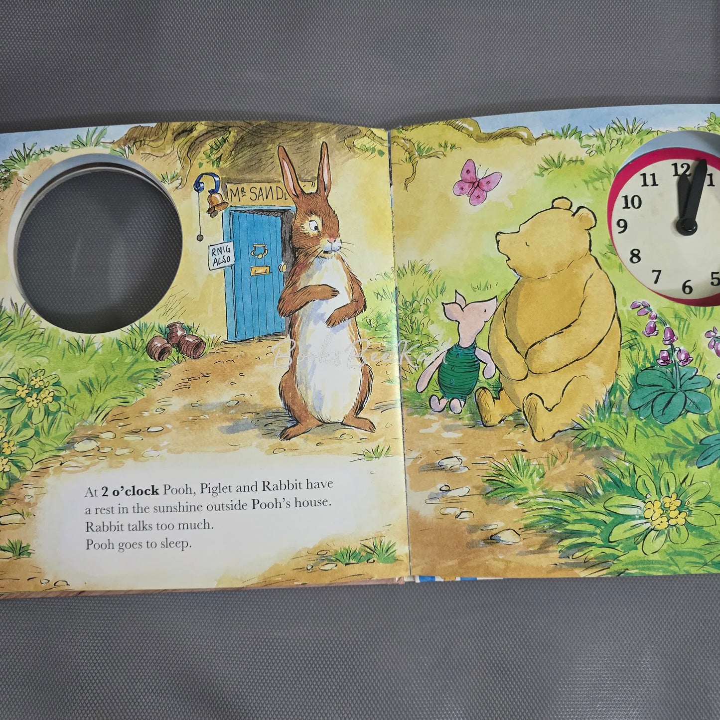 Tell the Time with winnie the Pooh Mini