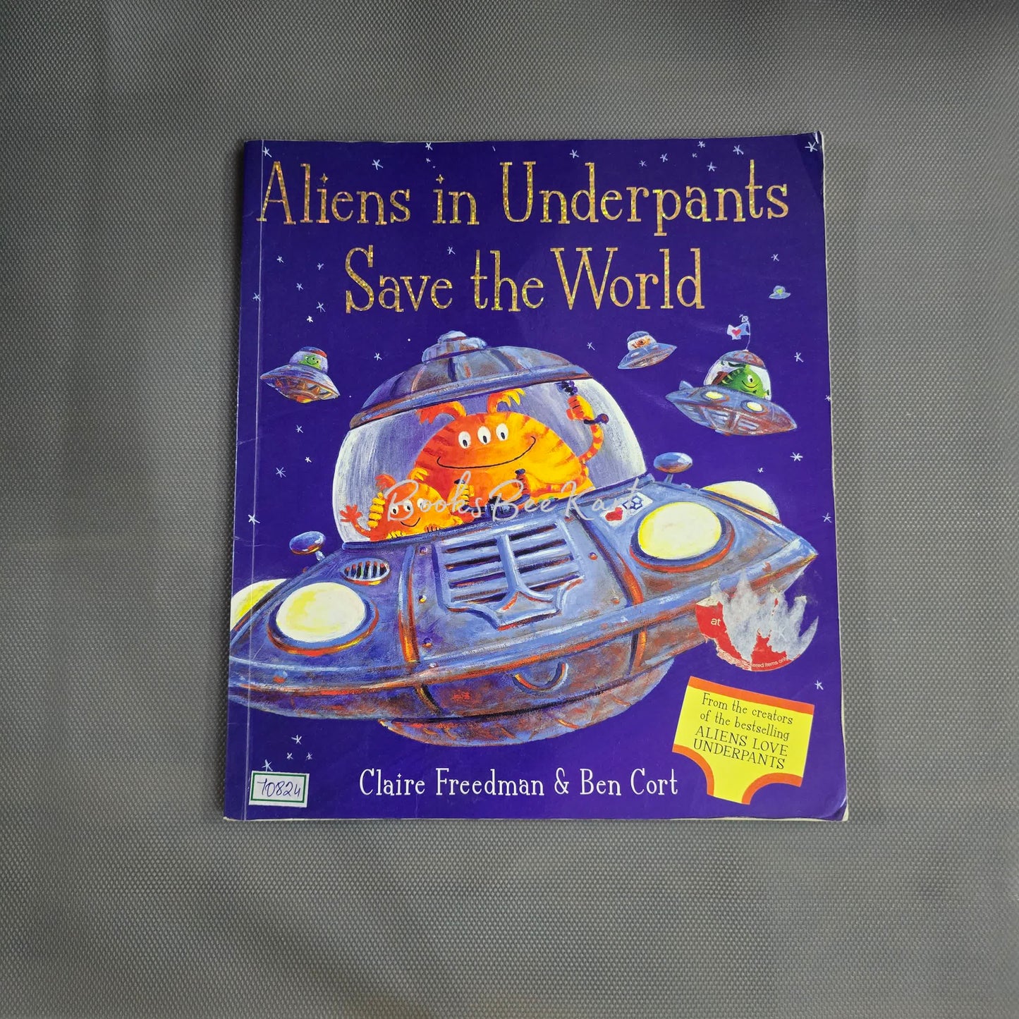 Aliens in Underpants Save the World