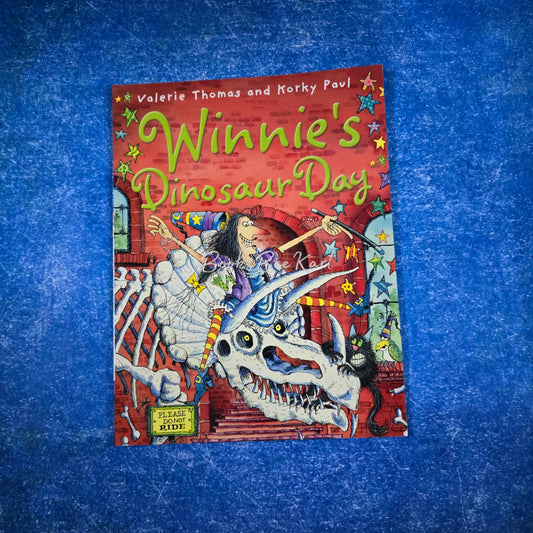 Winnie's Dinosaur Day